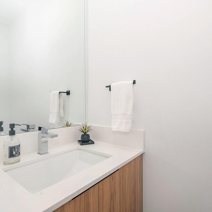 Contemporary kitchen plumbing work